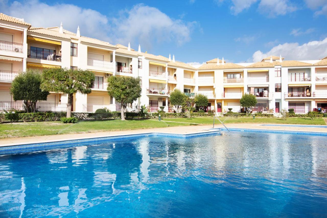 Columbus Beach Apartment Куартейра Екстериор снимка